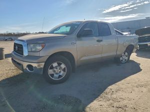 Toyota Tundra DOUBLE CAB 5.7L 8 2008