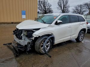 Toyota Highlander XLE 3.5L 6 2014