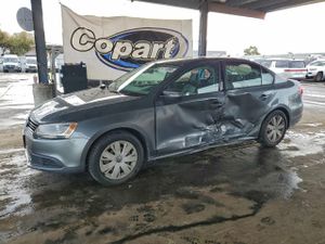 Volkswagen Jetta SE 1.8L 4 2014