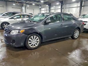 Toyota Corolla BASE 1.8L 4 2013