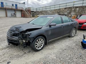 Toyota Camry SE 3.5L 6 2011