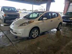 Nissan Leaf S U 2015