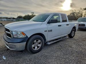 RAM 1500 ST 5.7L 8 2014