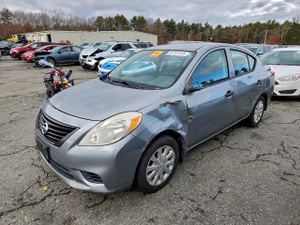Nissan Versa S 1.6L 4 2014