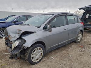 Nissan Versa S 1.8L 4 2010