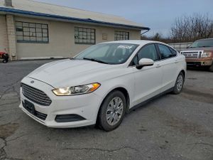 Ford Fusion S 2.5L 4 2013