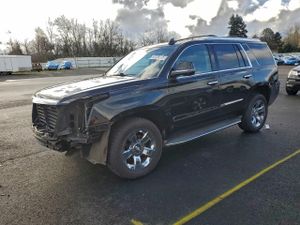 Cadillac Escalade LUXURY 6.2L 8 2015