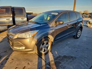 Ford Escape SE 2.5L 4 2015