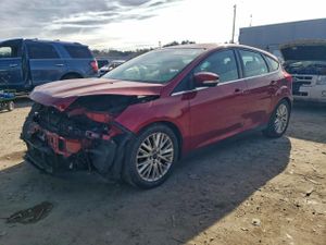 Ford Focus TITANIUM 2.0L 4 2015
