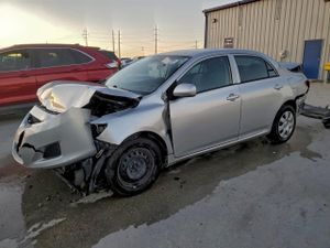 Toyota Corolla BASE 1.8L 4 2010