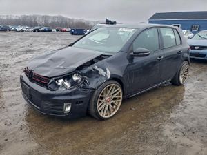 Volkswagen Golf 2.0L 4 2013