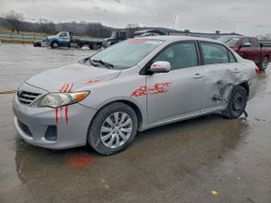 Toyota Corolla BASE 1.8L 4 2013