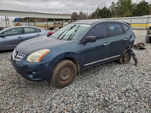 Nissan Rogue S 2.5L 4 2013