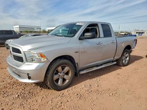 RAM 1500 ST 5.7L 8 2014