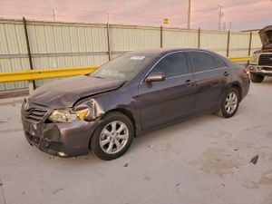 Toyota Camry BASE 2.5L 4 2011