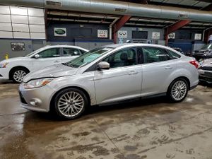 Ford Focus SEL 2.0L 4 2012