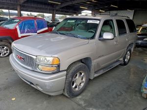 GMC Yukon DENALI 6.0L 8 2005