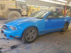 Ford Mustang 3.7L 6 2011