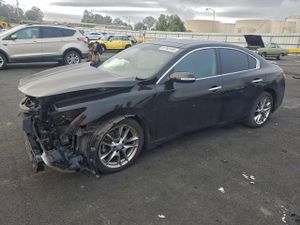 Nissan Maxima S 3.5L 6 2010