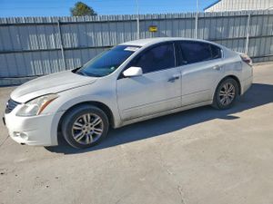 Nissan Altima BASE 2.5L 4 2011