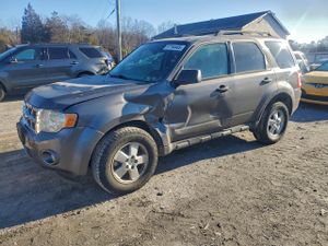 Ford Escape XLT 3.0L 6 2012