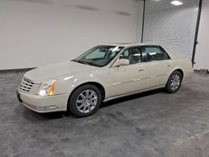 Cadillac DTS PREMIUM COLLECTION 4.6L 8 2011