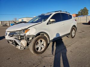 Toyota Rav4 XLE 2.5L 4 2013