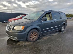Chrysler Town & Country TOURING 3.6L 6 2012