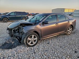 Toyota Camry L 2.5L 4 2014