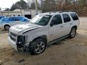 Chevrolet Tahoe C1500 LTZ 5.3L 8 2011