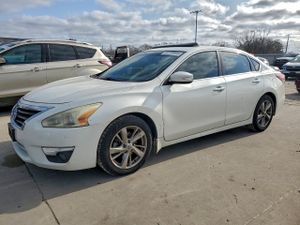 Nissan Altima 2.5 2.5L 4 2015