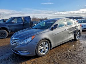 Hyundai Sonata SE 2.4L 4 2011