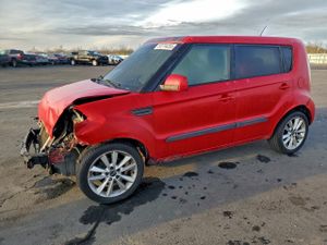 Kia Soul + 2.0L 4 2011