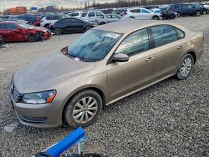 Volkswagen Passat S 1.8L 4 2015