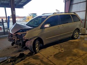 Toyota Sienna XLE 3.3L 6 2005