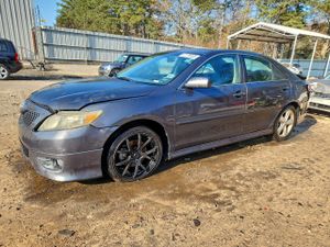 Toyota Camry BASE 2.5L 4 2011