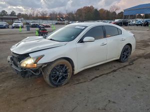 Nissan Maxima S 3.5L 6 2012