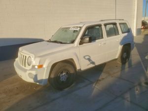 Jeep Patriot SPORT 2.4L 4 2010