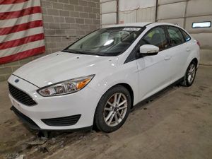 Ford Focus SE 2.0L 4 2015