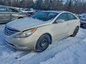Hyundai Sonata GLS 2.4L 4 2013