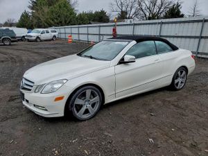 Mercedes-Benz E 350 3.5L 6 2013