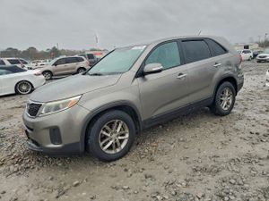 Kia Sorento LX 2.4L 4 2015