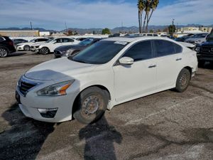 Nissan Altima 3.5S 3.5L 6 2013