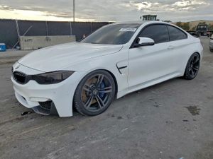 BMW M4 3.0L 6 2015