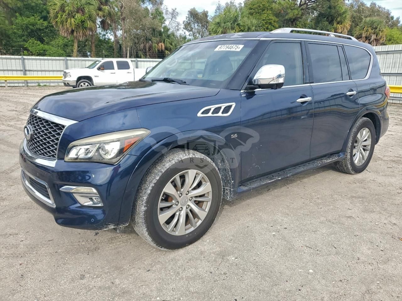 Infiniti QX80 5.6L 8 2015