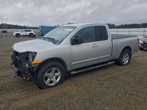 Nissan Titan XE 5.6L 8 2006