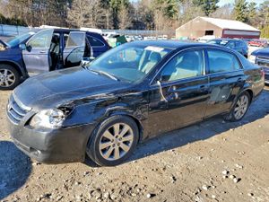 Toyota Avalon XL 3.5L 6 2005