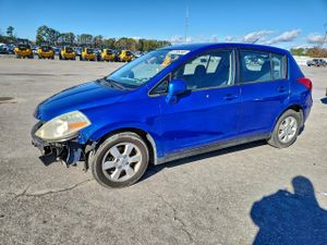 Nissan Versa S 1.8L 4 2012