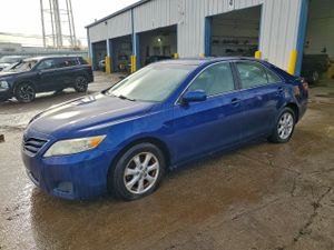 Toyota Camry BASE 2.5L 4 2010