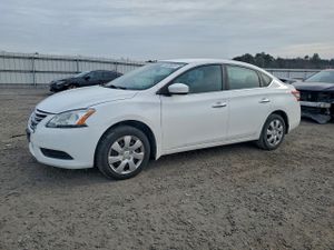 Nissan Sentra S 1.8L 4 2015